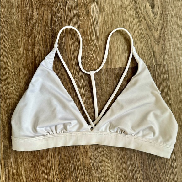 Victoria's Secret Other - Victoria’s Secret Sport Strappy White Sports Bra Size Medium